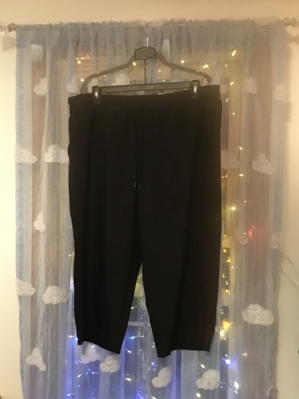 St John’s Bay Capri Size 1 X Mid Rise